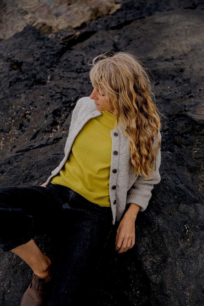 Triangle Tuck Stitch Cardigan | Putty